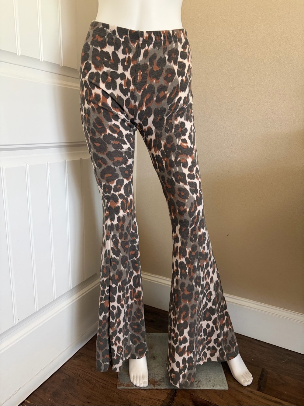 Leopard Print Flare Lounge Leggings Pants